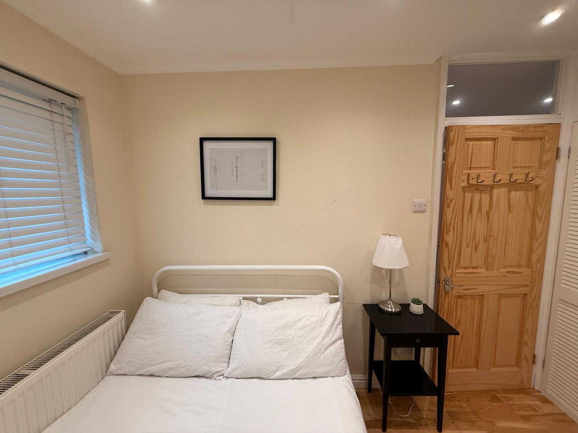 Two Bedroom Flat In The Heart Of London Exterior foto