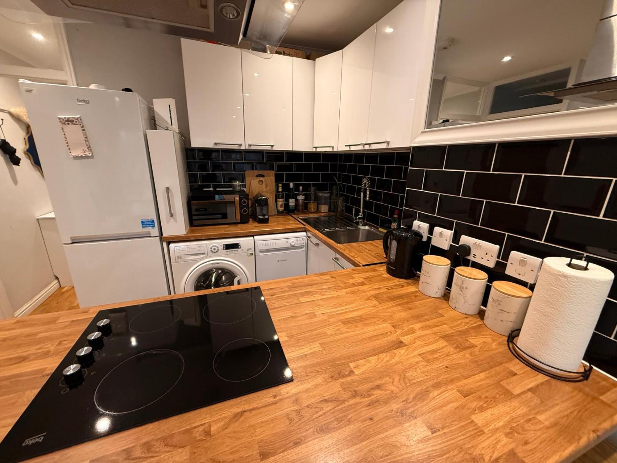 Two Bedroom Flat In The Heart Of London Exterior foto